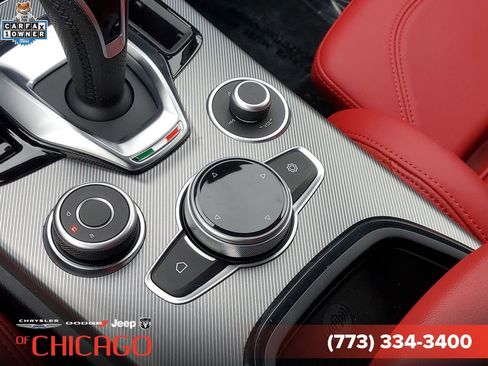 Used 2024 Alfa Romeo Stelvio Veloce AWD/4WD image 34