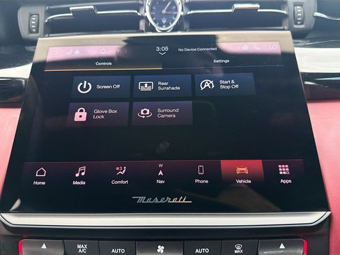 Used 2023 Maserati Quattroporte Modena RWD image 31