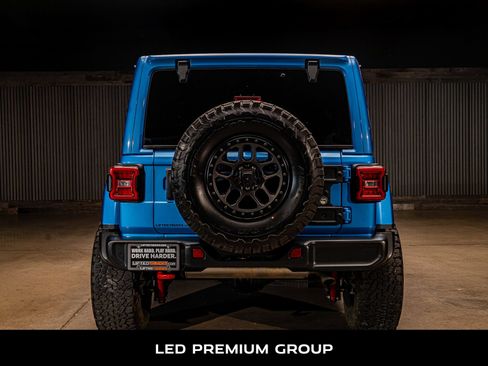 Used 2023 Jeep Wrangler Unlimited Rubicon w/ Xtreme 35 Tire Package AWD/4WD image 7