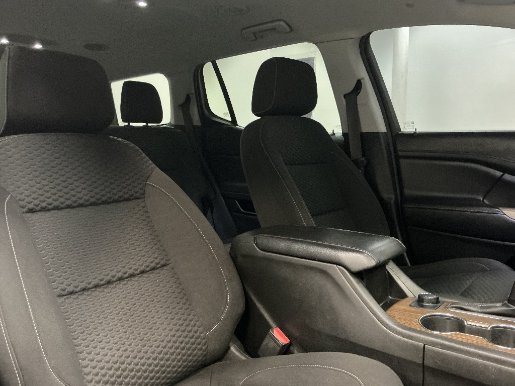 Used 2019 GMC Acadia SLE FWD image 33