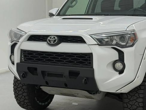 Used 2016 Toyota 4Runner SR5 Premium AWD/4WD image 32