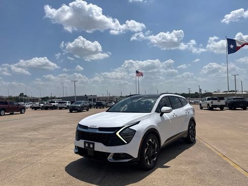 Used 2023 Kia Sportage SX FWD image 8