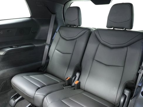 Used 2020 Cadillac XT6 Premium Luxury image 4