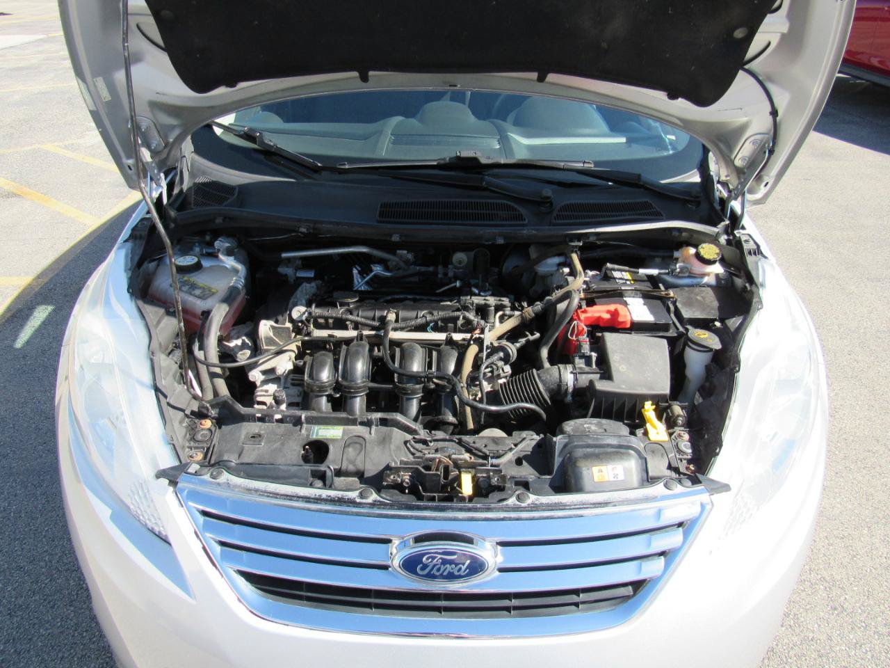 Used 2012 Ford Fiesta SE FWD image 33