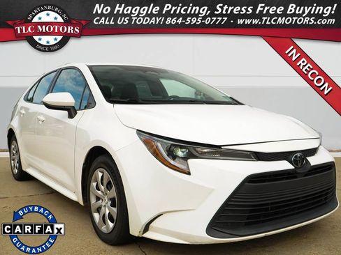 Used 2023 Toyota Corolla LE FWD image 1