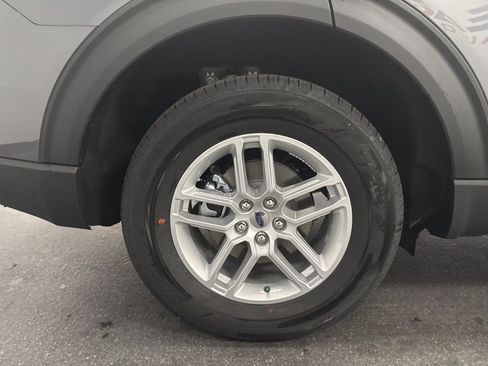 New 2026 Ford Explorer Active AWD/4WD image 13
