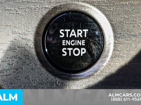 Certified 2025 Nissan Murano SV image 41