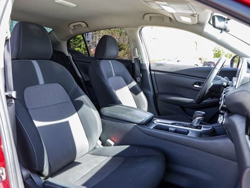 Used 2022 Nissan Sentra SV w/ Trunk Package image 19