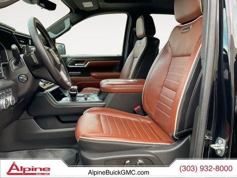 Used 2022 GMC Sierra 1500 Denali Ultimate AWD/4WD image 9