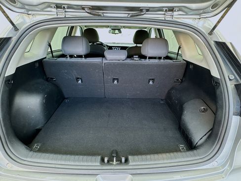 Used 2022 Kia Niro LXS image 16