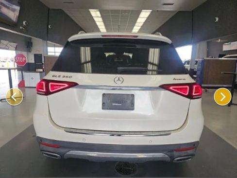Used 2020 Mercedes-Benz GLE 350 4MATIC w/ Airmatic Package image 4