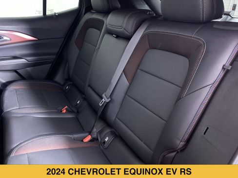 Certified 2024 Chevrolet Equinox EV RS AWD/4WD image 22