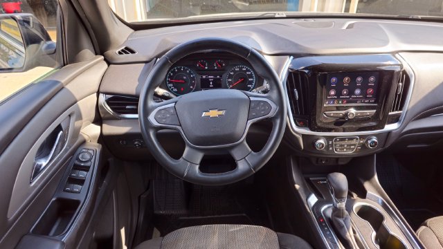 Used 2023 Chevrolet Traverse LT FWD image 13