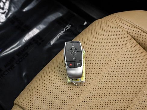 Used 2024 Mercedes-Benz GLS 580 4MATIC image 58