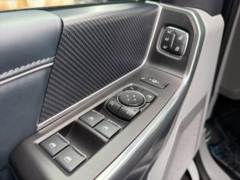 Certified 2024 Ford F350 Limited w/ FX4 Off-Road Package image 22