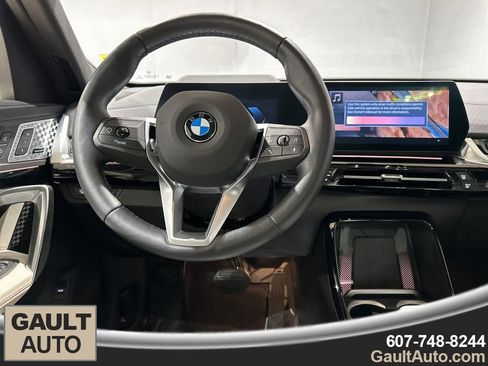Certified 2025 BMW X2 xDrive28i w/ Premium Package image 8