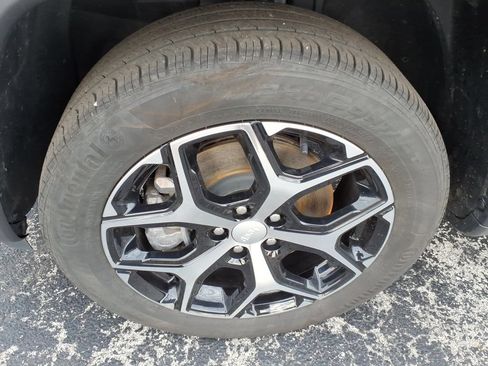 Certified 2024 Jeep Compass Limited AWD/4WD image 5