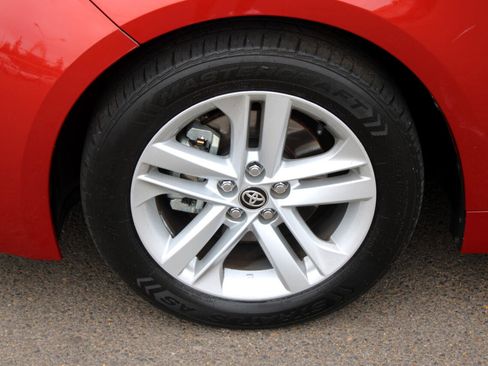 Used 2019 Toyota Corolla SE image 16