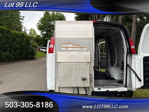 Used 2019 Chevrolet Express 3500 w/ Driver Convenience Package image 52