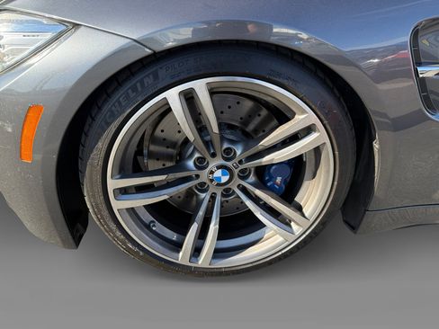Used 2016 BMW M4 Convertible RWD image 9
