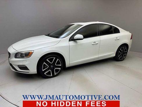 Used 2017 Volvo S60 T5 Dynamic AWD/4WD image 1
