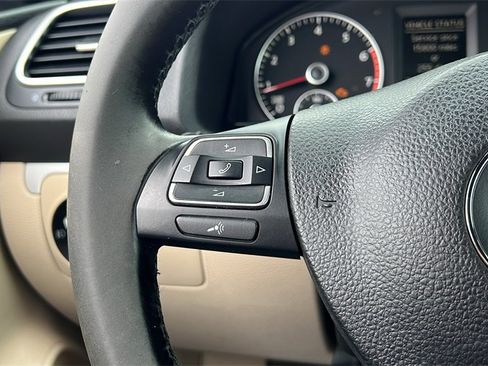 Used 2012 Volkswagen Eos Komfort image 17