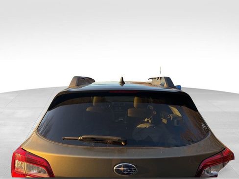 Used 2016 Subaru Outback 2.5i Limited image 4