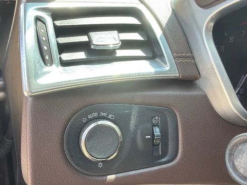 Used 2014 Cadillac SRX Luxury w/ Driver Awareness Package FWD image 25