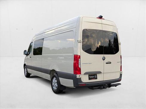 New 2025 Mercedes-Benz Sprinter 2500 image 9