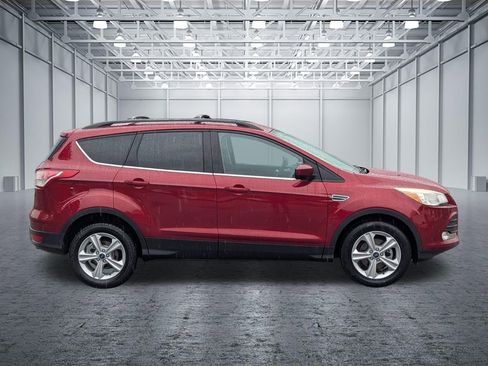 Used 2013 Ford Escape SE image 6