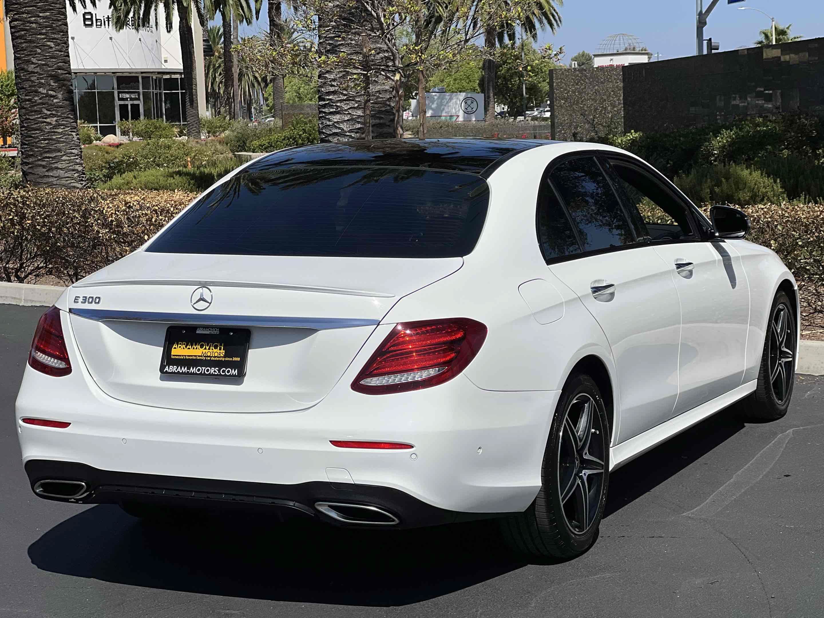 Used 2018 Mercedes-Benz E 300 image 19