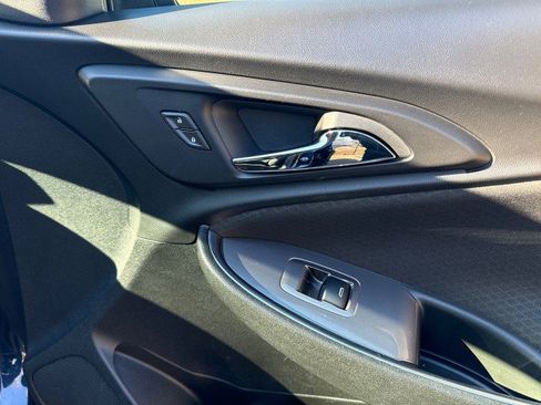 Used 2019 Chevrolet Malibu LT w/ Driver Confidence Package image 37