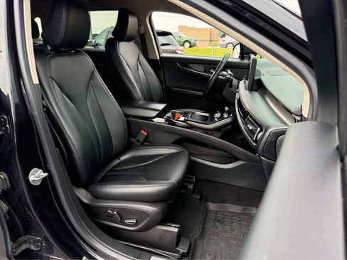 Used 2023 Lincoln Nautilus FWD image 20