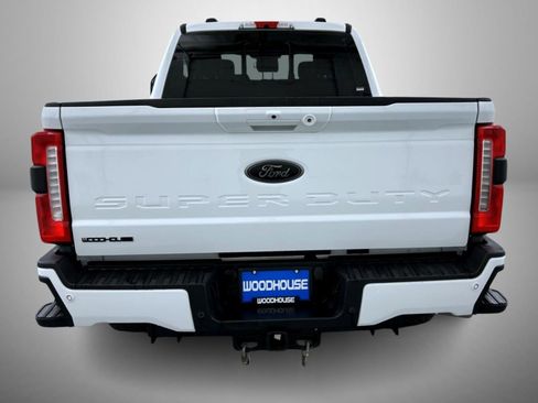 Used 2023 Ford F250 Lariat w/ Lariat Ultimate Package AWD/4WD image 6