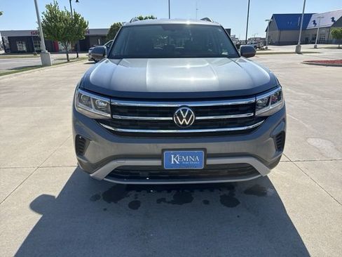 Used 2023 Volkswagen Atlas SE AWD/4WD image 3