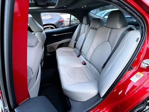 Used 2019 Toyota Camry XSE image 20