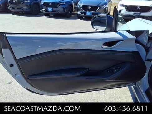 Certified 2025 MAZDA MX-5 Miata Club w/ Brembo/BBS Recaro Package RWD image 8