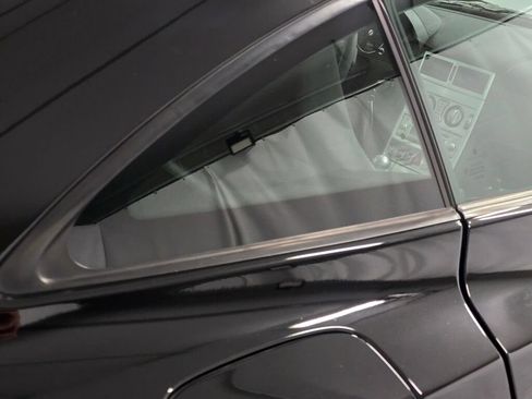 Used 2006 Chrysler Crossfire Limited RWD image 33