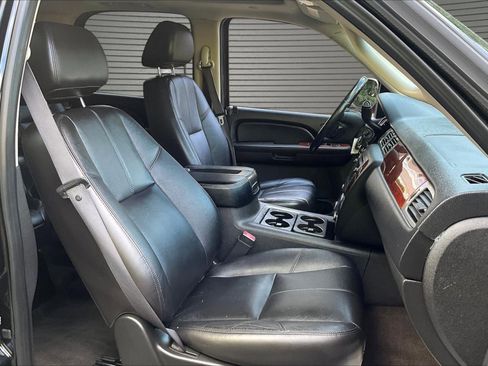 Used 2009 Chevrolet Tahoe LT AWD/4WD image 26