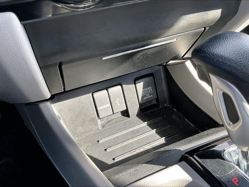 Used 2015 Honda Civic EX image 31