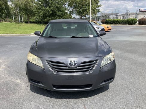 Used 2009 Toyota Camry LE FWD image 8
