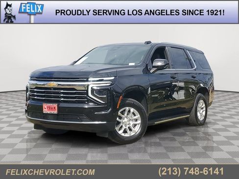 Used 2025 Chevrolet Tahoe LT RWD image 1