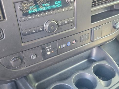 Used 2021 Chevrolet Express 2500 Work Van w/ Driver Convenience Package image 16