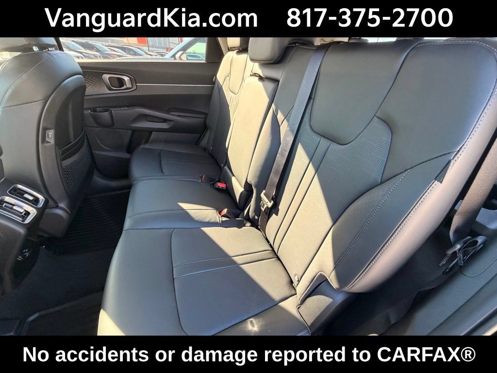 Certified 2026 Kia Sorento S w/ S Panoramic Sunroof Package FWD image 23