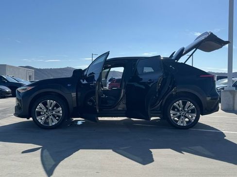 Used 2023 Subaru Solterra AWD image 27