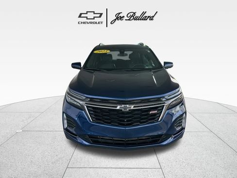 Used 2023 Chevrolet Equinox RS w/ RS Leather Package image 3