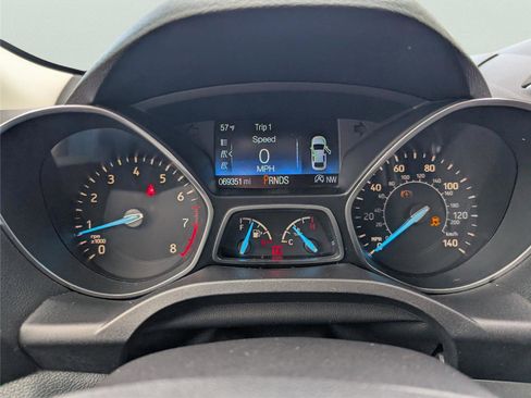 Used 2019 Ford Escape SE image 20