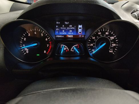 Used 2018 Ford Escape Titanium FWD image 23