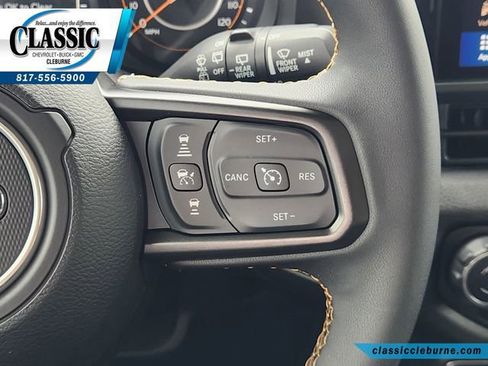 Used 2024 Jeep Wrangler Unlimited Sport AWD/4WD image 28