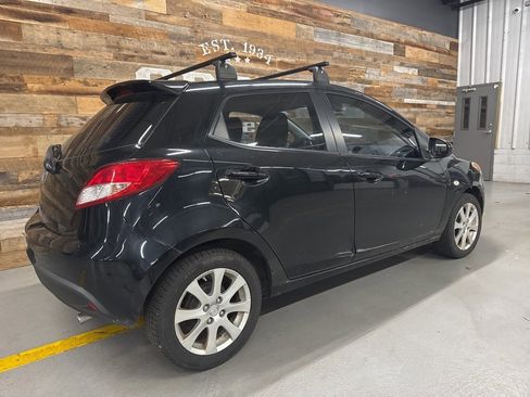 Used 2011 MAZDA MAZDA2 Touring image 7
